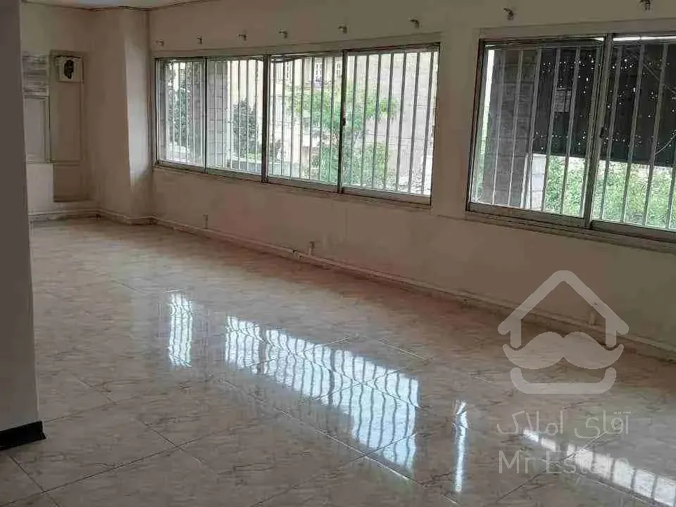 ۱۰۰ متر سنداداری  تابلو خور گاندی