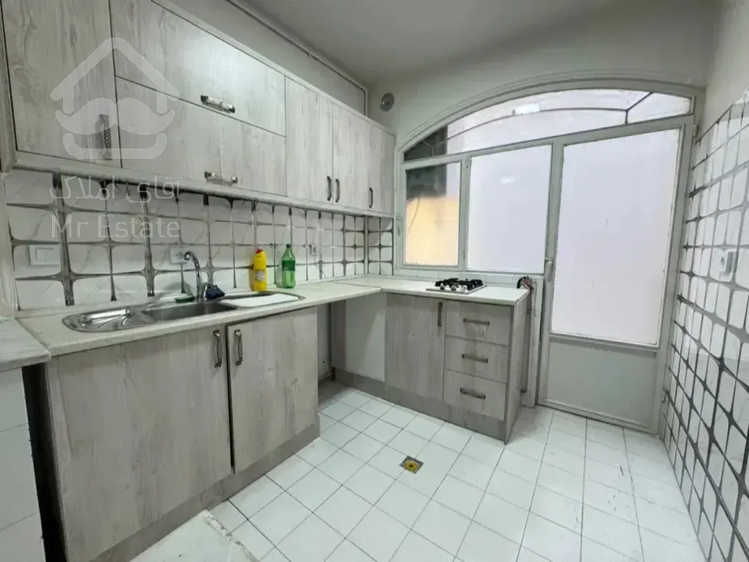 ۴۴متر خ مرتضوی نرسیده به یادگار امام  تخلیه