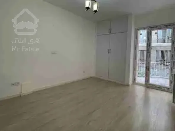 120 متر 3 خواب اختیاریه دسترسی عالی چهارراه پاسدارن