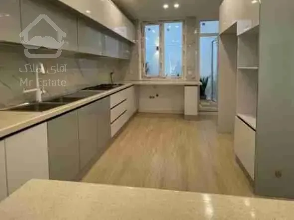 120 متر 3 خواب اختیاریه دسترسی عالی چهارراه پاسدارن