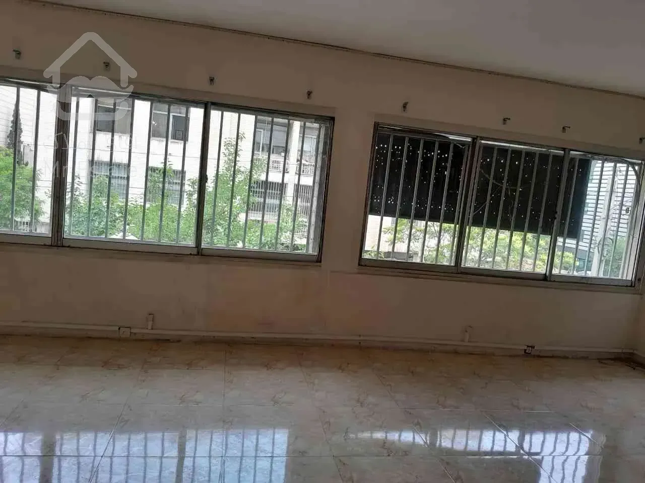 ۱۰۰ متر سنداداری  تابلو خور گاندی