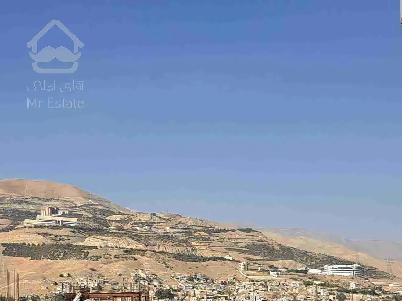 🔑 برج آقاخان – جایی که زندگی عادی به تجربه‌ای خاص تبدیل میشه