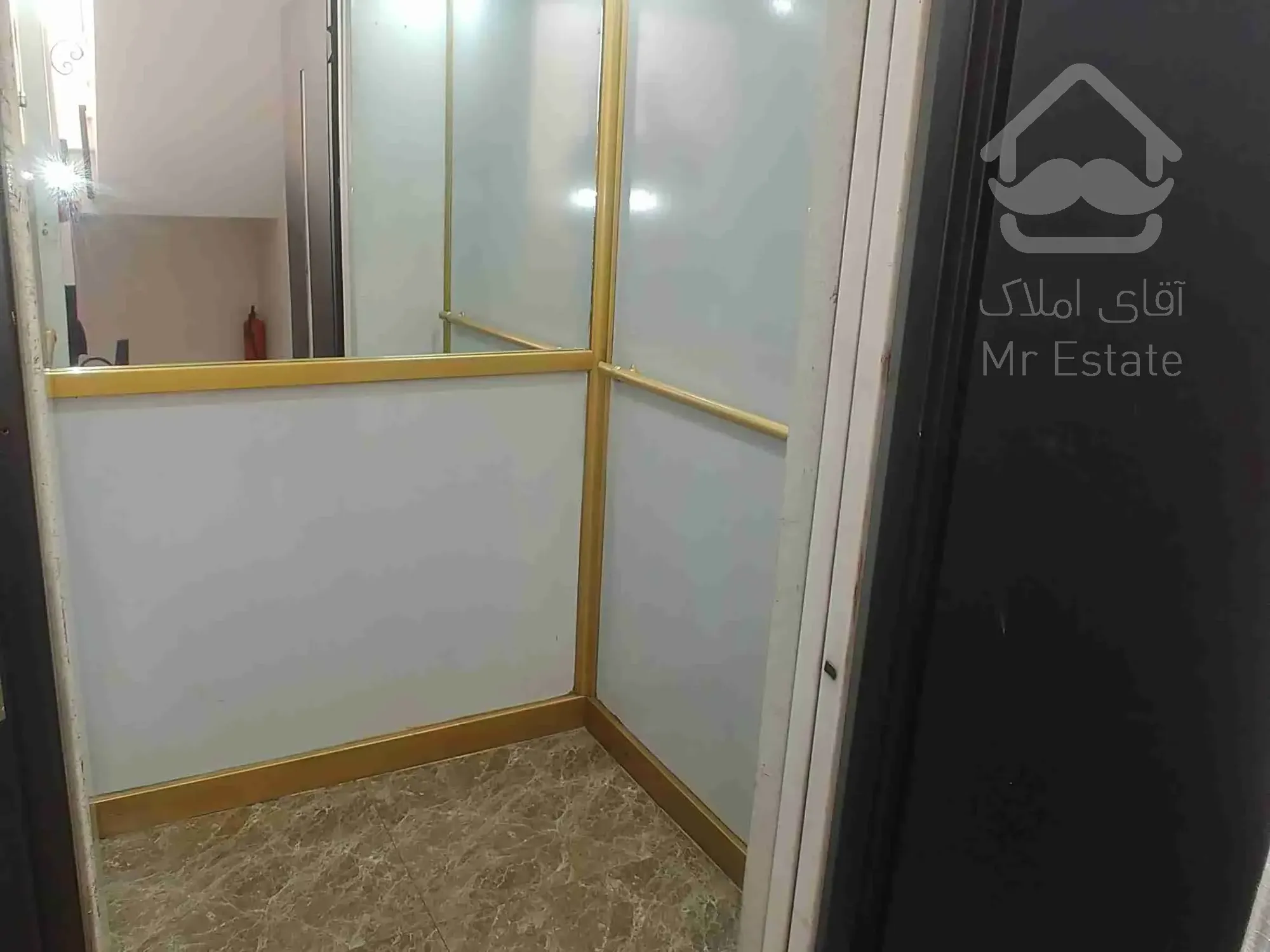 117 متر 3 خواب اختیاریه نزدیک چهاراه پاسداران