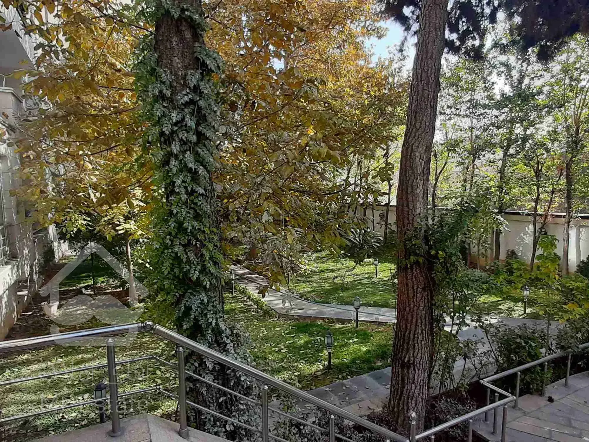 فرمانیه شرقی ۱۳۵متر / زیر قیمت/ تاپ لوکیشن