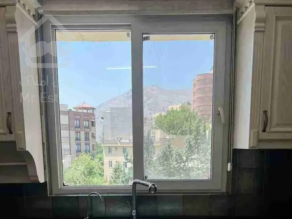 نیاوران ۱۰۵متر متریال داخلی بینظیر لوکیشن عالی