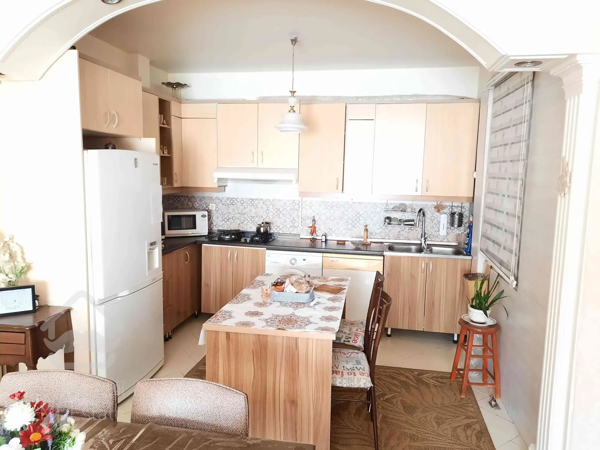 فروش آپارتمان ۸۳ متری در کریمخان خردمند جنوبی