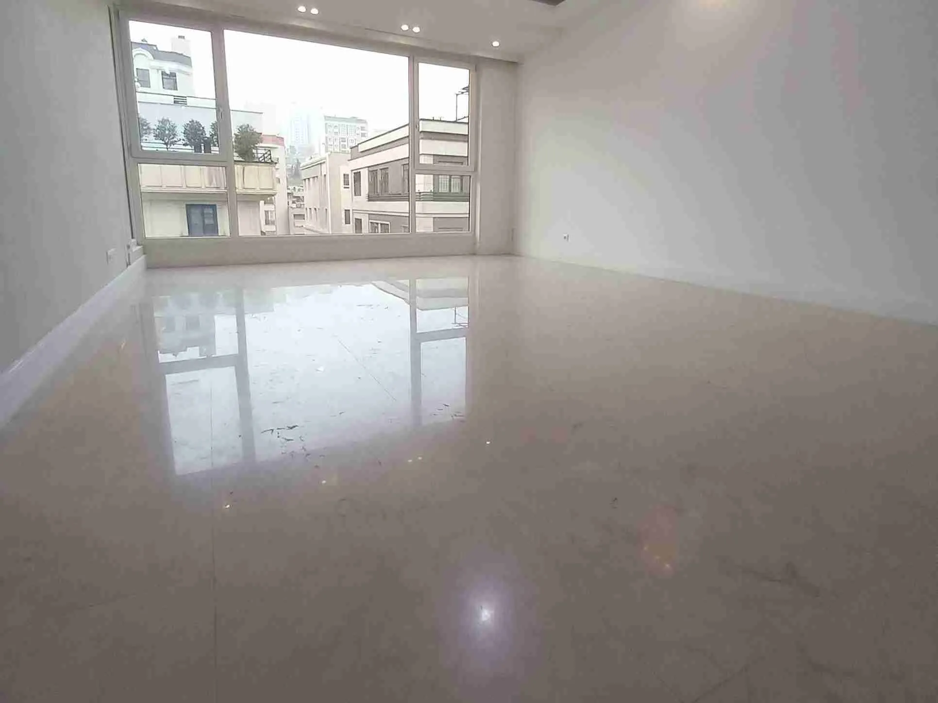 اجاره آپارتمان ۱۵۰ متر دیباجی لوکیشن خاص