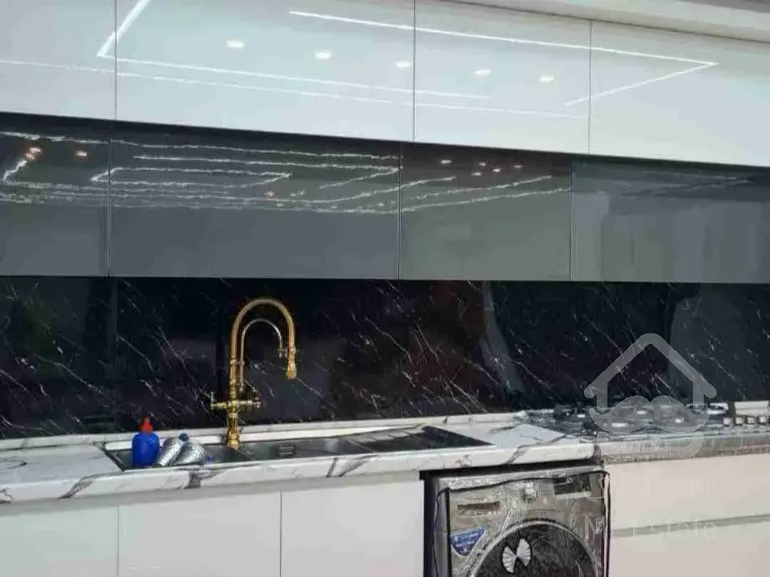 فروش آپارتمان 240 متری چهار خواب شهرک ولیعصر