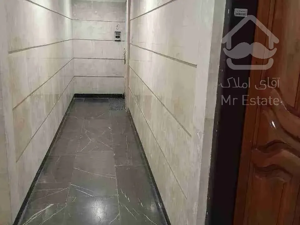 ۱۰۰ متر سنداداری  تابلو خور گاندی