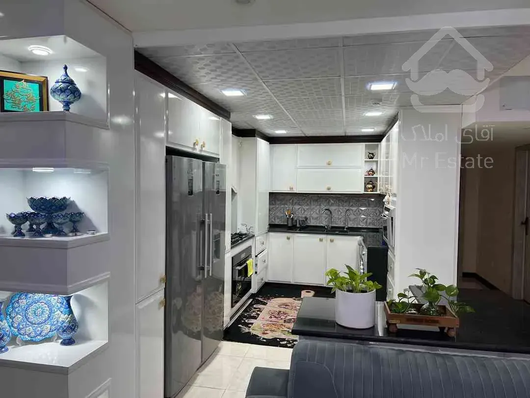 فروش آپارتمان 127متری 2 خواب شهرک ولیعصر