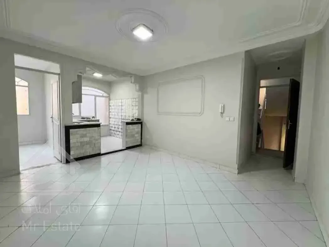 ۴۴متر خ مرتضوی نرسیده به یادگار امام  تخلیه