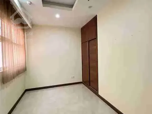 واحد 100متری/قلب شهر/بی‌همتا