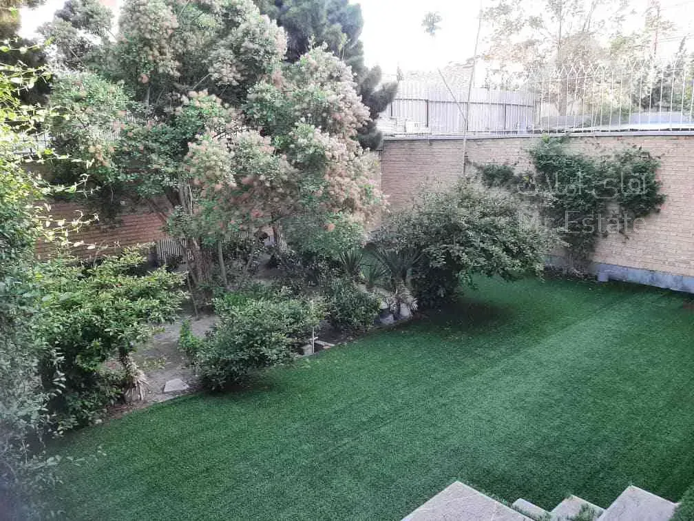 ویلایی قابل تهاتر در لوکیشن خوب