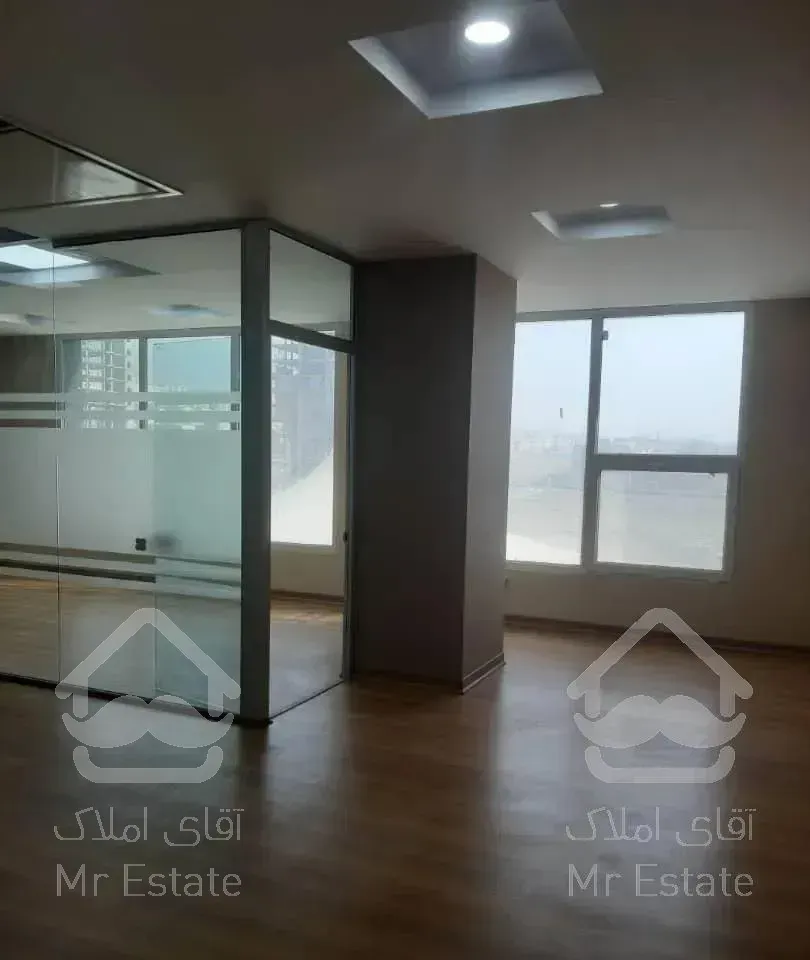 رهن ۲۶ ماهه ۱۰۰ متر اداری کنتراست مال دریاچه چیتگر