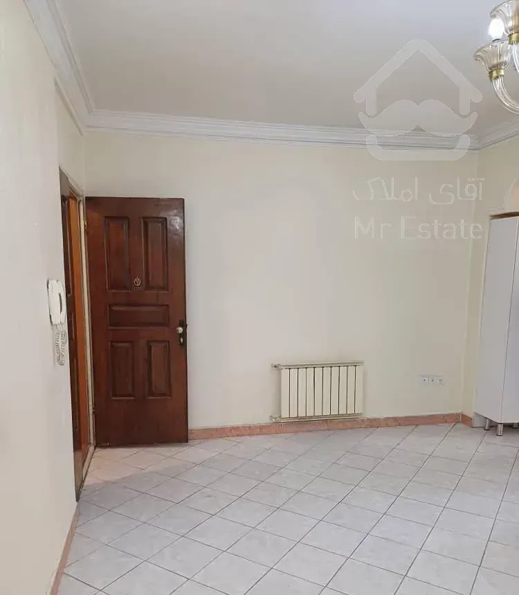 ۷۵متر دو خواب، جمهوری