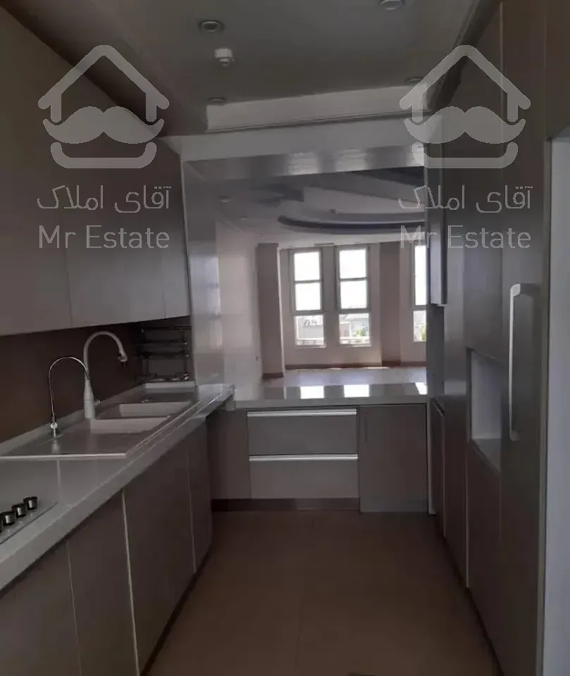 درکه ۱۰۳متر  طبقه ویو ابدی نور از ۲طرف