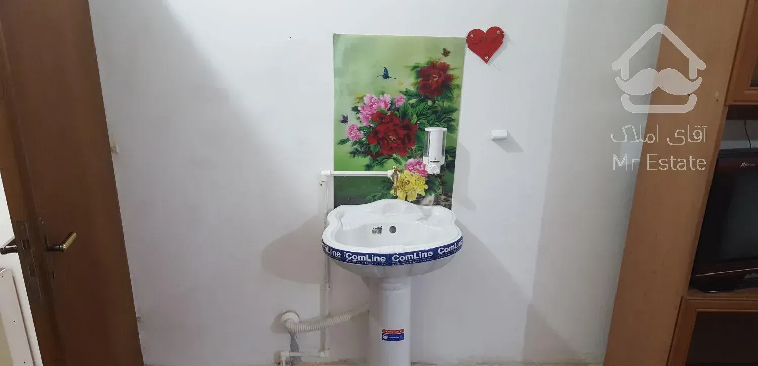 سوئیت دربستی کنار میدان ایل گلی