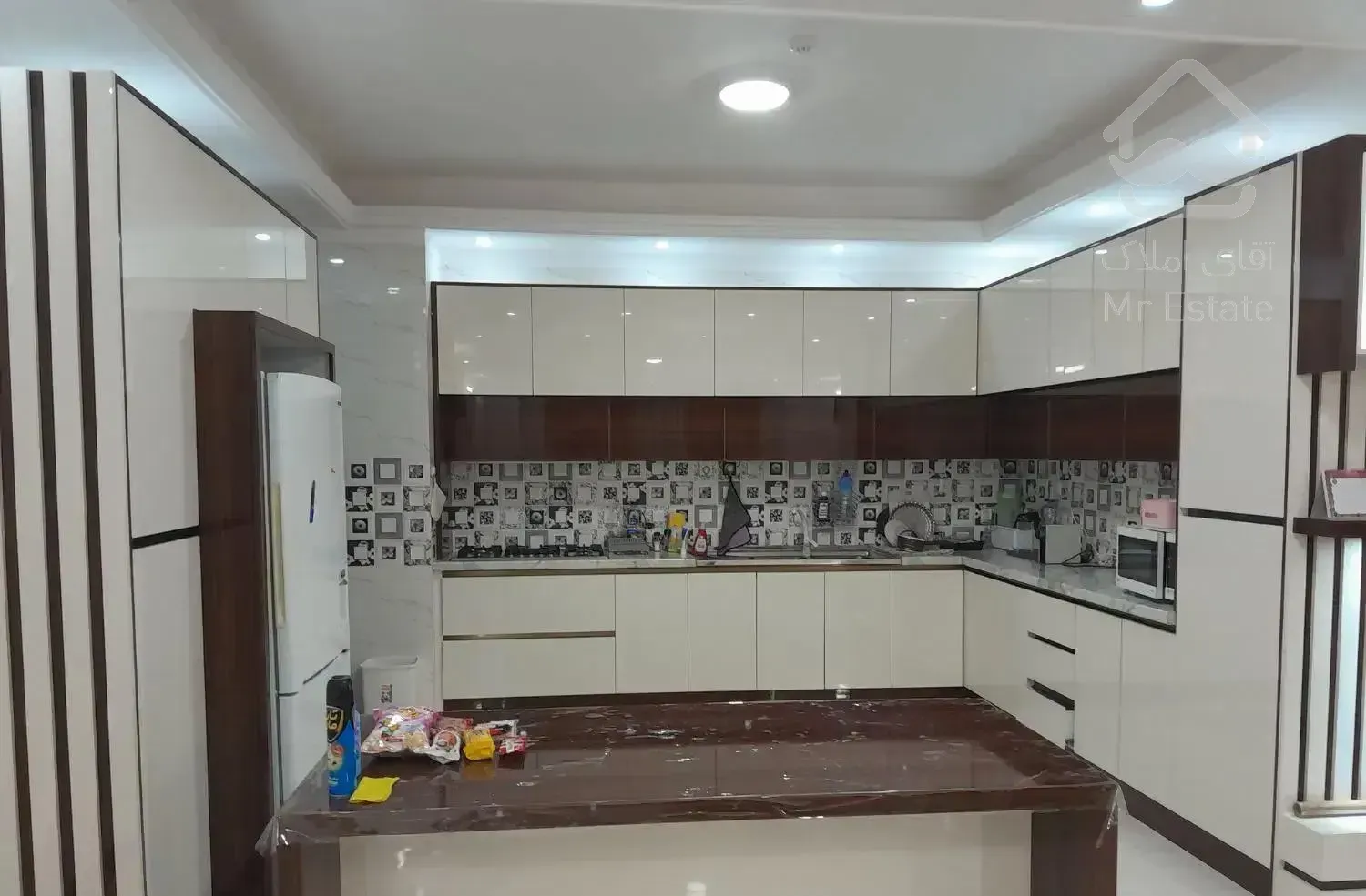 مشاور املاک یاسین. مشاور ناصریان