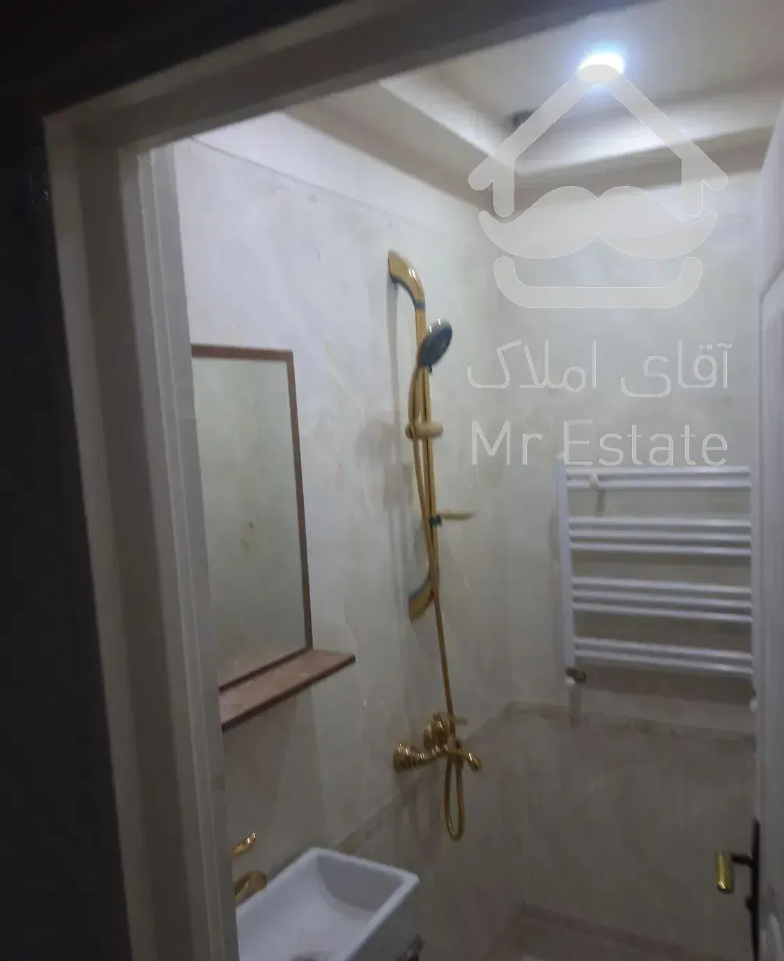 رهن آپارتمان نوساز تک واحدی طبقه دوم