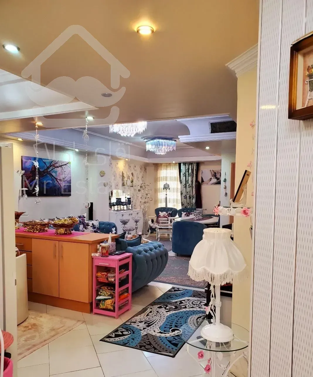 واحد ۷۱ متری ، فول امکانات ، خوش نقشه