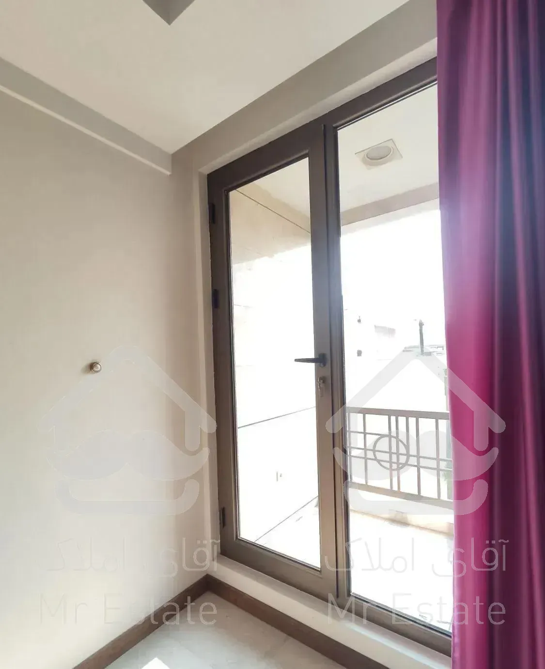 دروس قبا ۱۵۵متر تکواحدی غرق نور