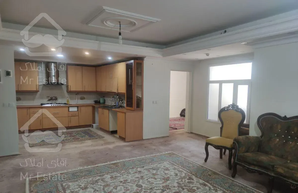 آپارتمان ۹۰متری  پادادشهر ۱۷غربی