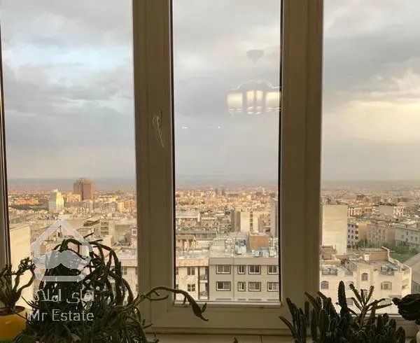 ۹۰ متر/ طبقه هفتم/ شهرک نفت/ ویو ابدی جنوب