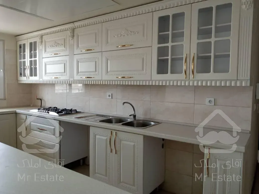 برج مجلل ویژن دریاچه چیتگر