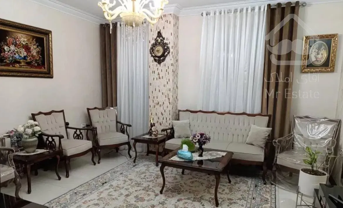 مجرد زوج // تخلیه فوری // عکسها واقعی