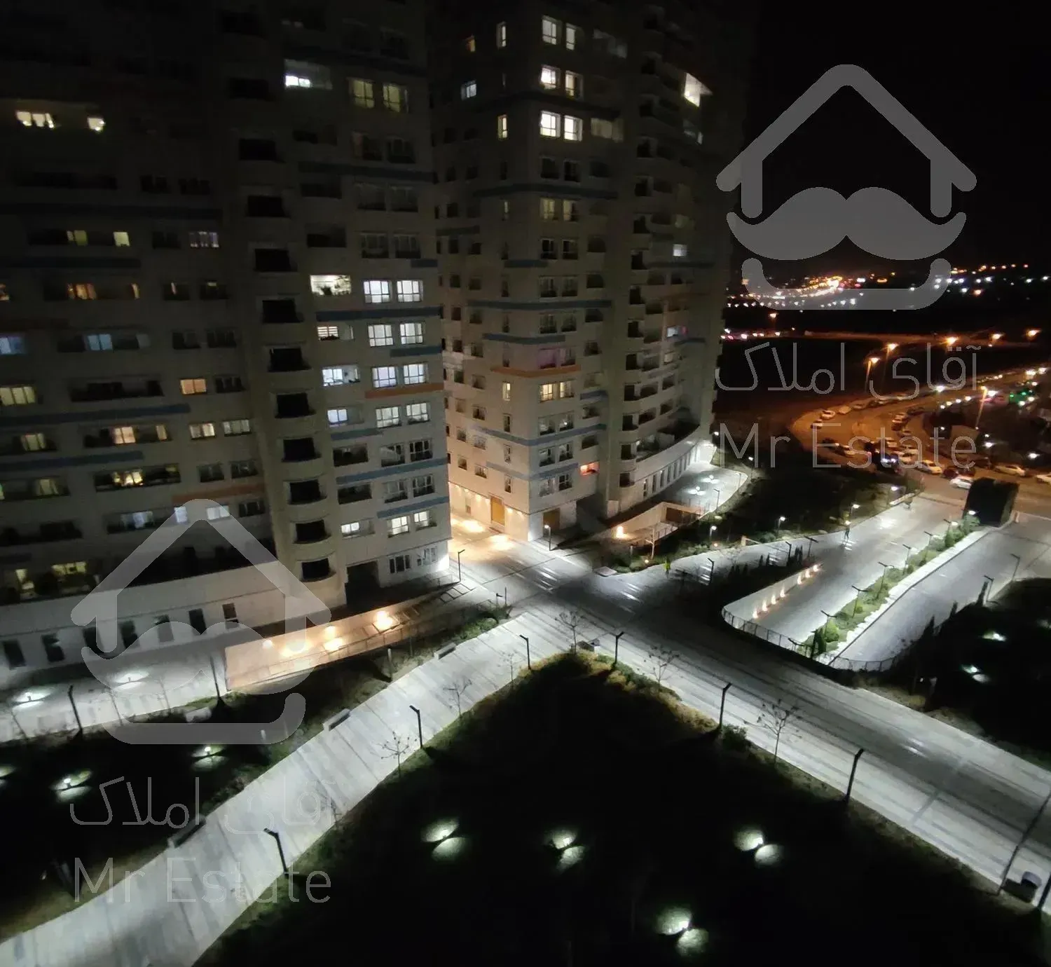 ۱۹۲متر ۳خواب سالن بزرگ/ همراه شهر