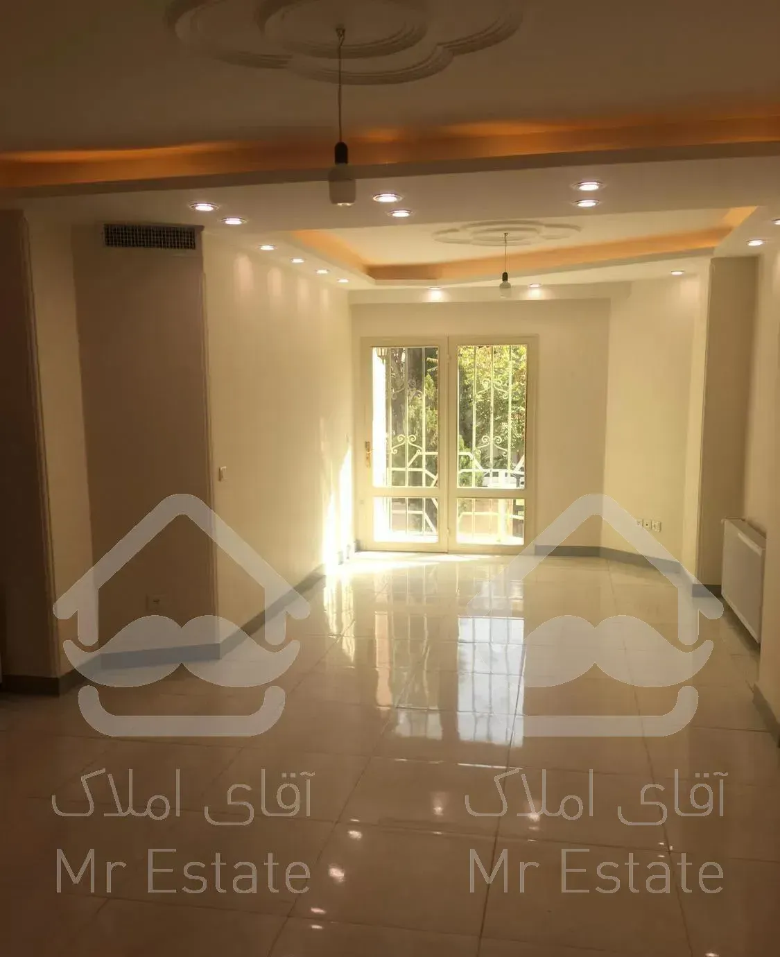 ۹۰ متر / ۲ خواب / فول خوش نقشه / تاپ لوکیشن