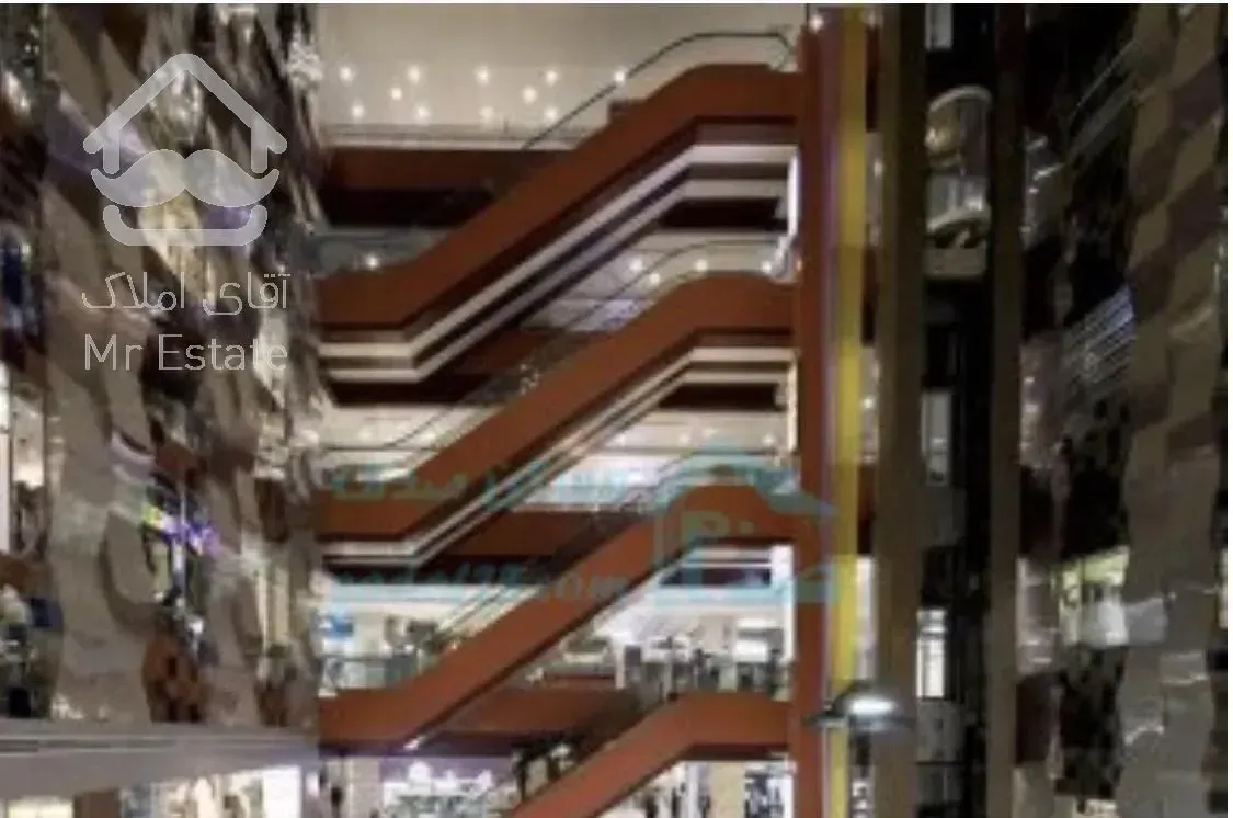 مغازه ۲۲ متر تجاری ،در مجتمع تجاری طوبی چیتگر