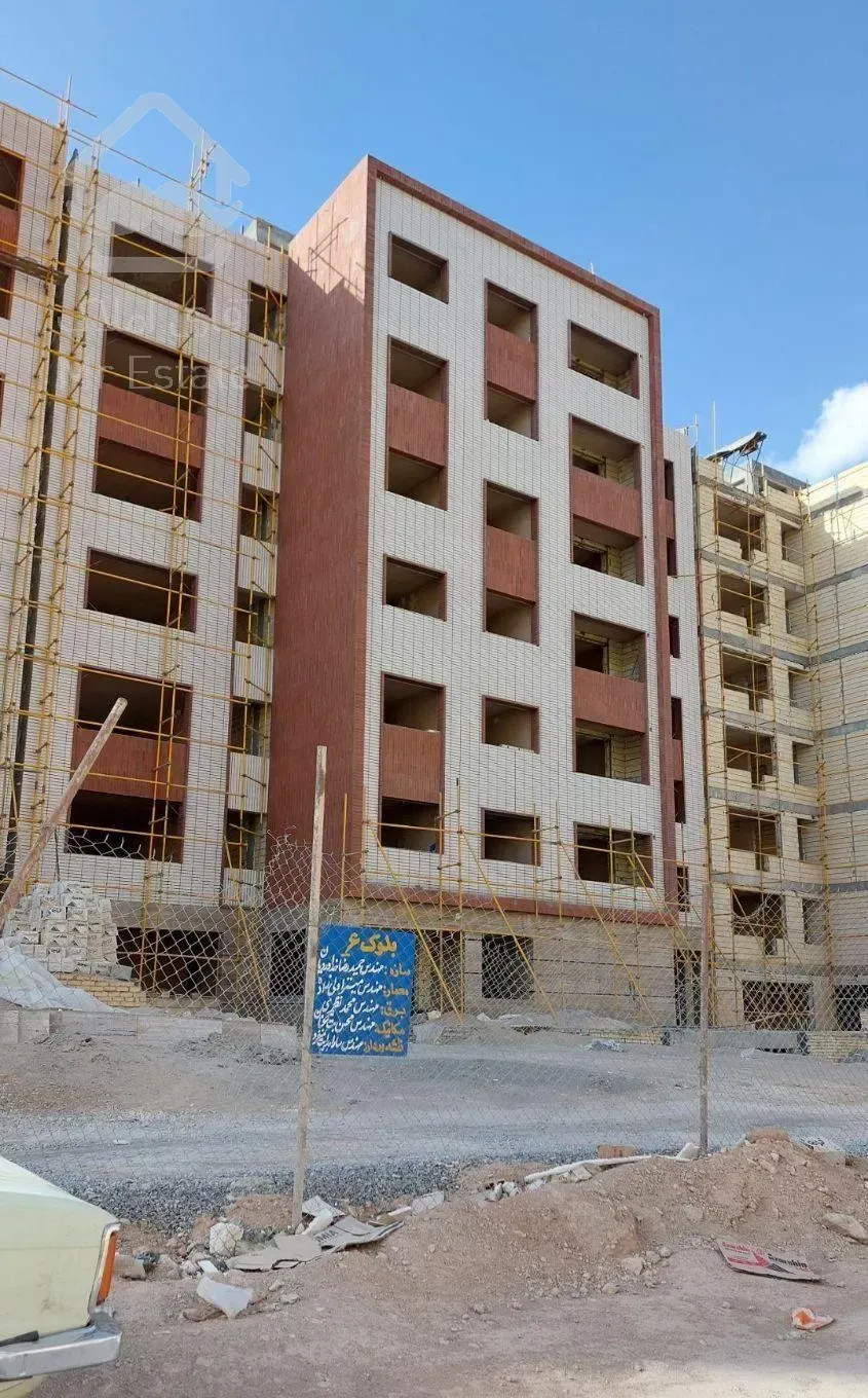 آپارتمان فروشی با پارکینگ و آسانسور