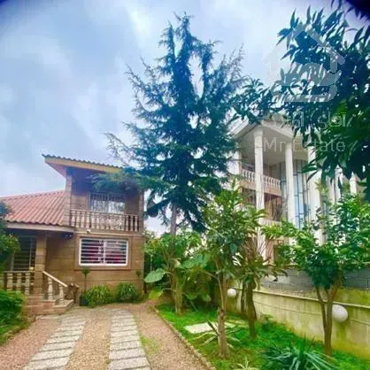 ویلاباغ پدری مبله بخاطر مشکل مالی کمتر میده سندار