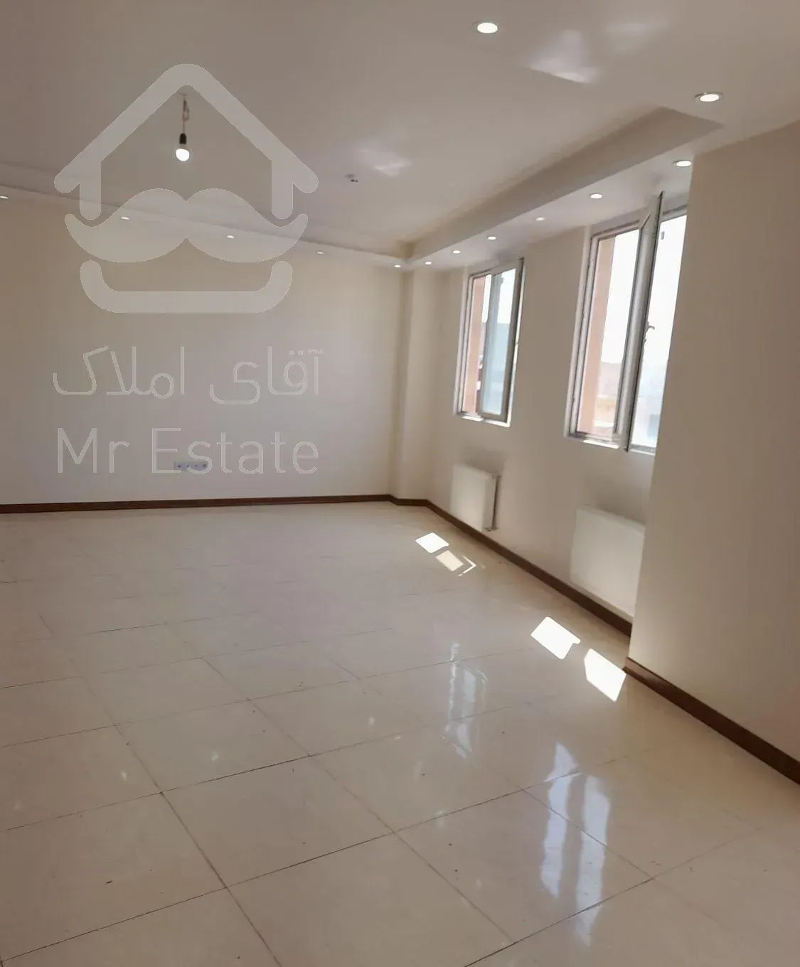 آپارتمان ۱۲۸ متری، تک واحد، فول مستر