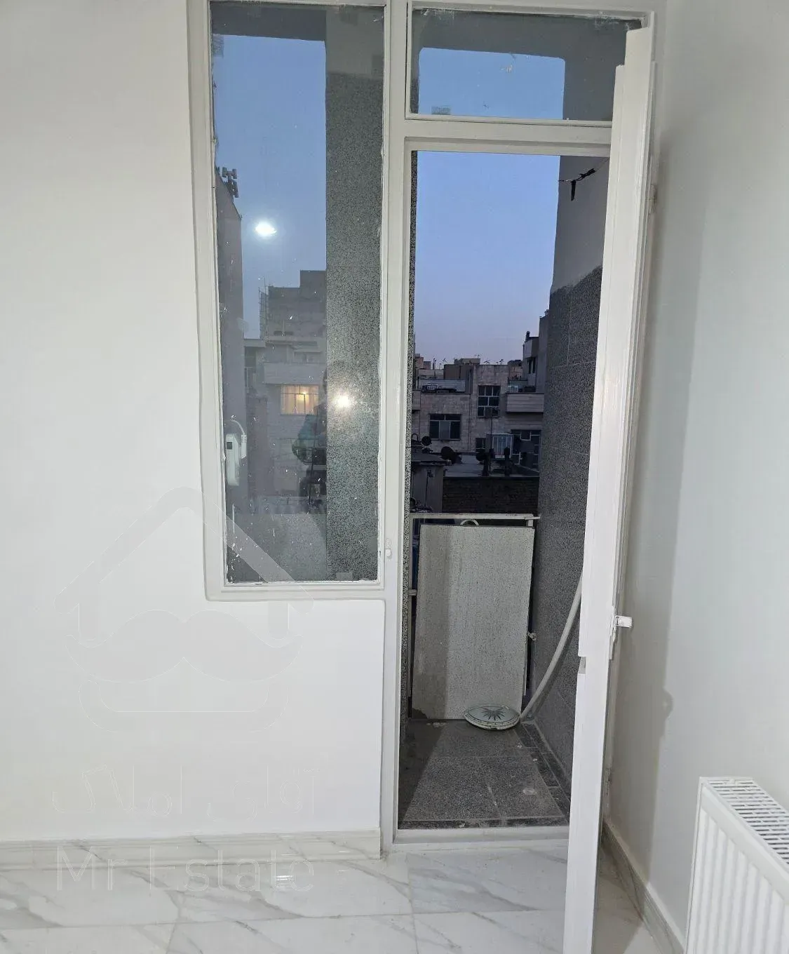 فروش آپارتمان ۶۴ متری دو خواب