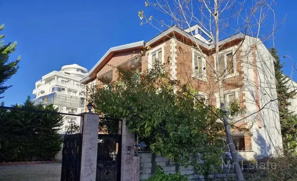 ۱۰۰متر بهترین شهرک ساحلی نور نگهبانی و سرایدارمقیم