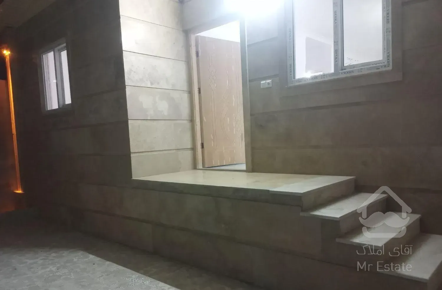 فروش خانه ویلایی ۱۰۰ متری ۲ خوابه خ کشاورز