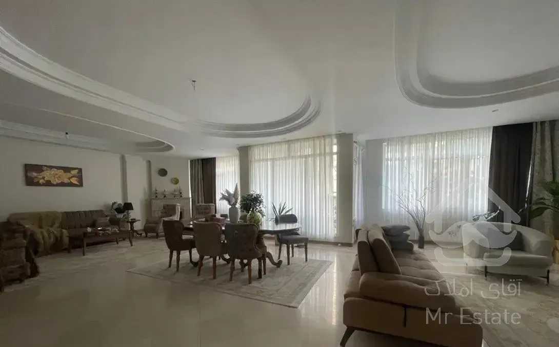 ۲۱۰متر۲پارکینگ/قابل تبدیل تمدید/استخر/لابی/بازسازی