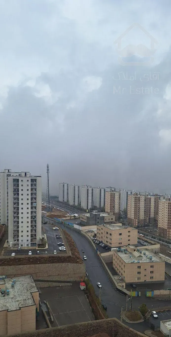 تاگرون نشده شرق تهران آپارتمان۹۰متری درپردیس بخر