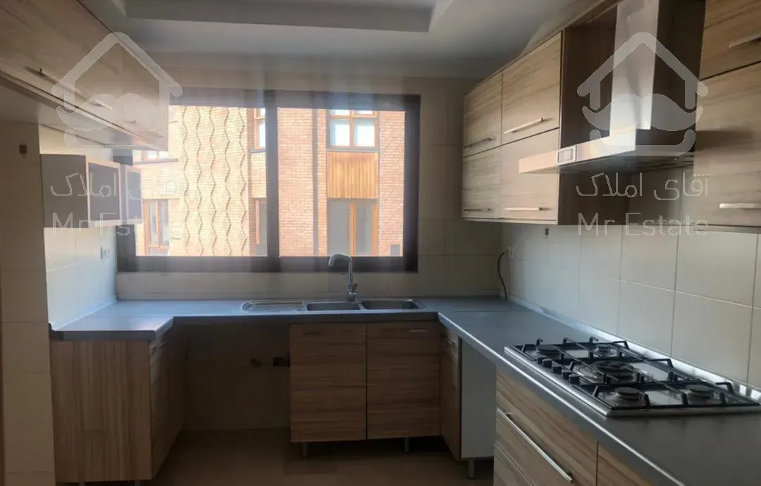 آجودانیه ۱۶۵ متر سه خوابه