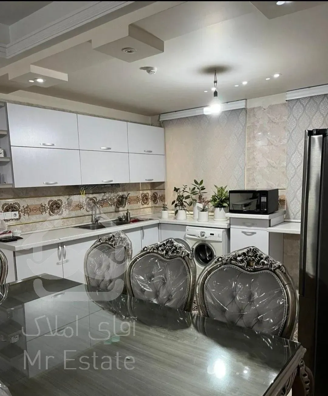 آپارتمان ۲ خواب // فول بازسازی // بالای یوسف آباد