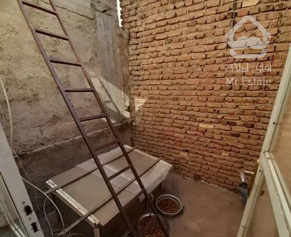 خانه اپارتمانی ۲طبقه شخصی ساز اخونی شریفی