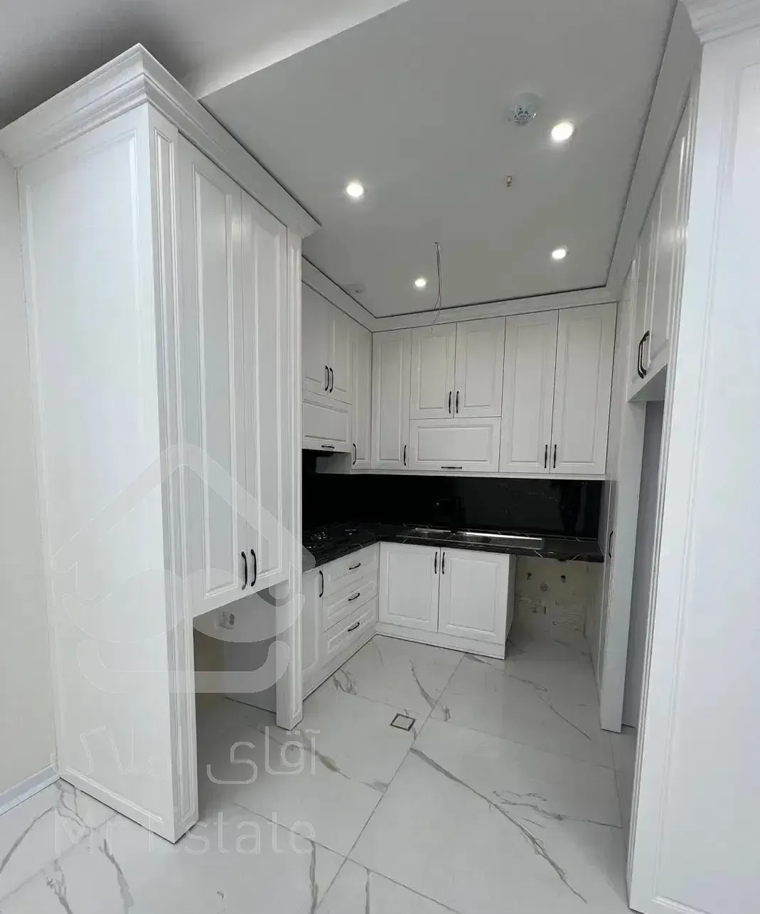 آپارتمان78متری/کم واحد/مناسب زائر/اکبری