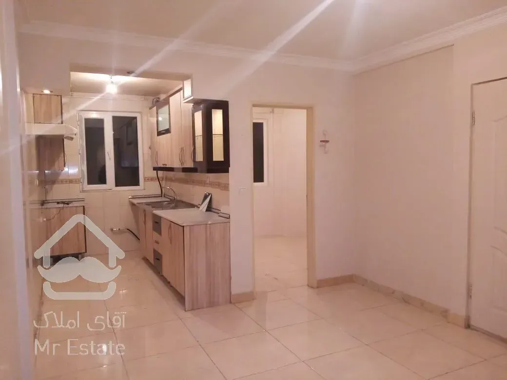 آپارتمان۴۳ متری/تک خواب/طبقه چهارم/زیرقیمت منطقه/درمحله ای آرام/بریانک،رنجبر