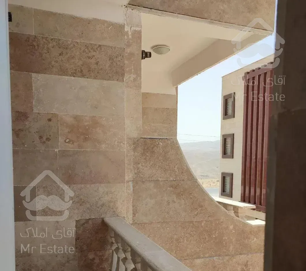 آپارتمان ۱۲۵ متر گیلاوند(خیابان سپاه)