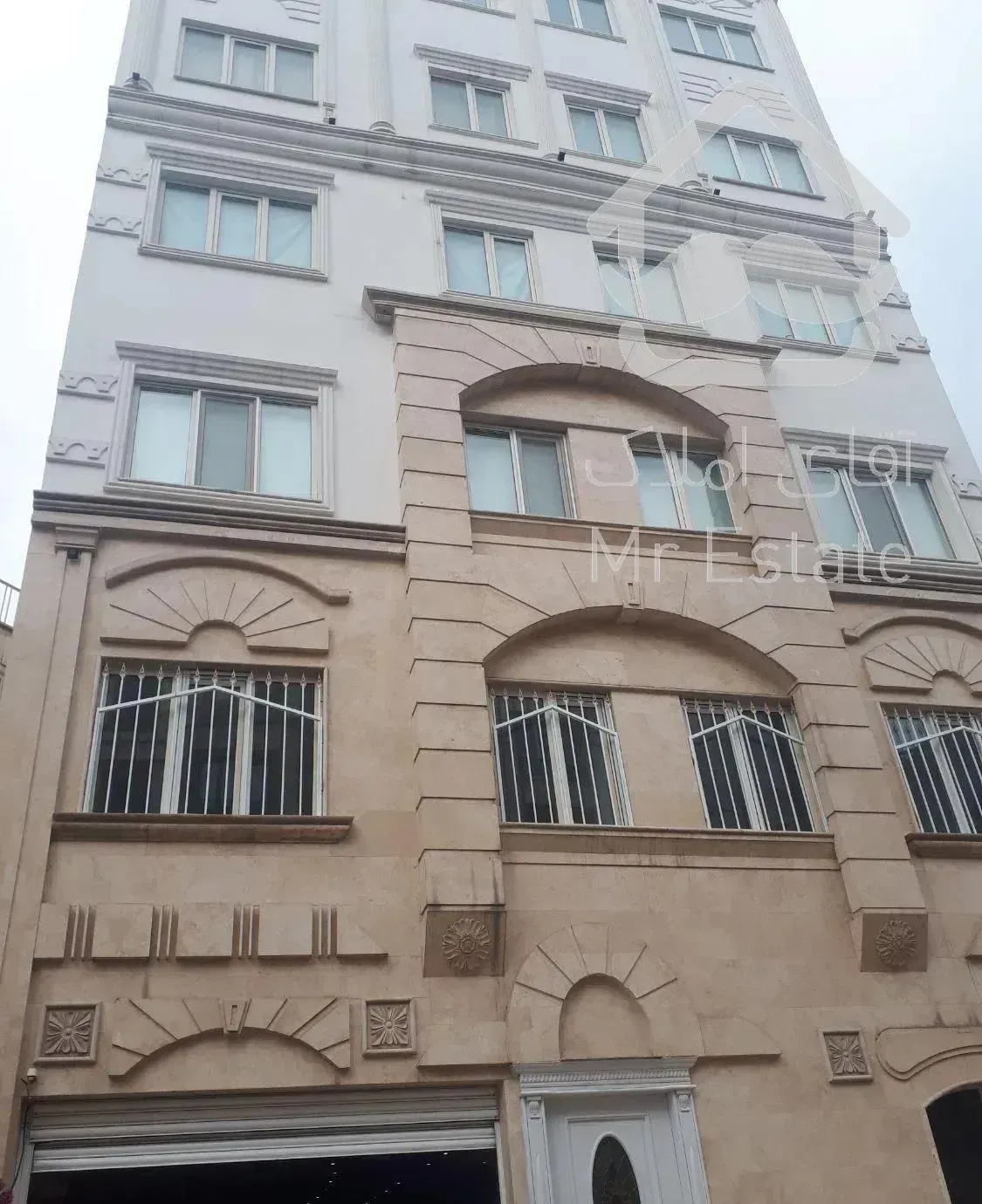 میرداماد - بلوار مینا 130متر/طبقه پنجم /اعیان نشین