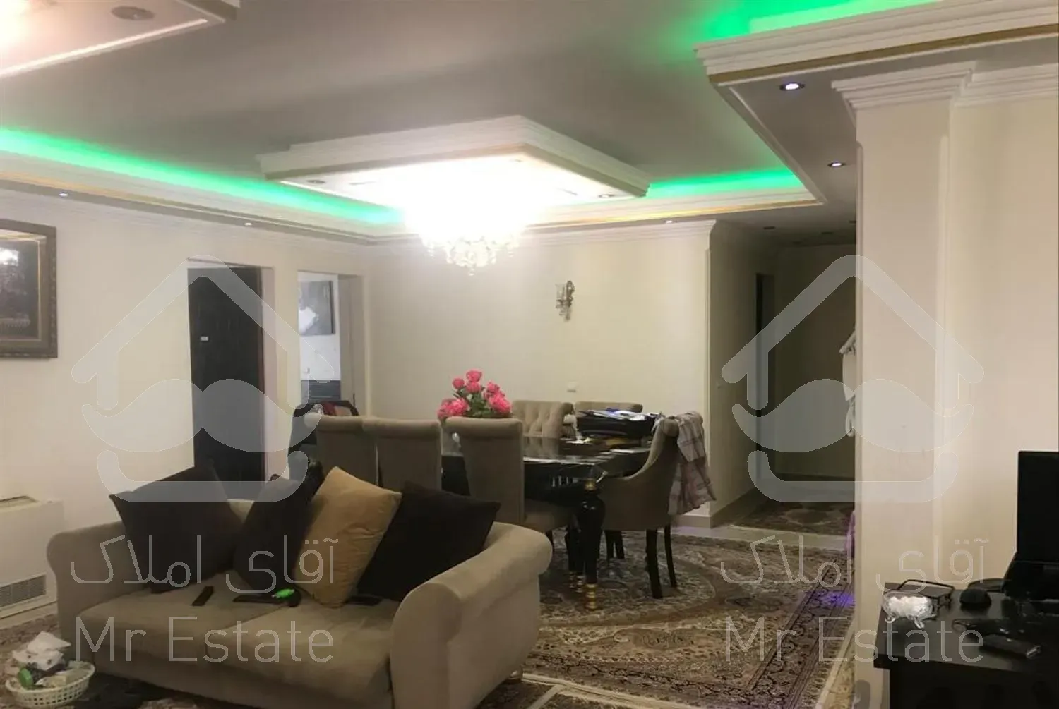 آپارتمان ۱۷۰ متری سه خواب فول در میدان ولیعصر