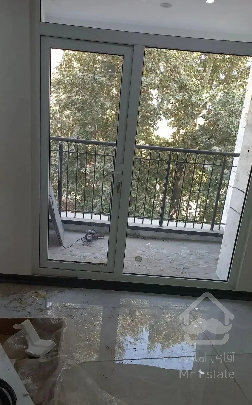 ۱۲۰ متر  (( یوسف  آباد ))   سه خوابه