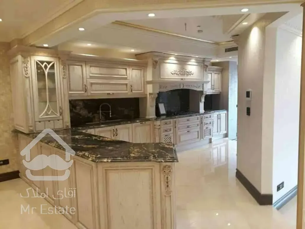 فروش 1400 متر برج باغ در فرمانیه